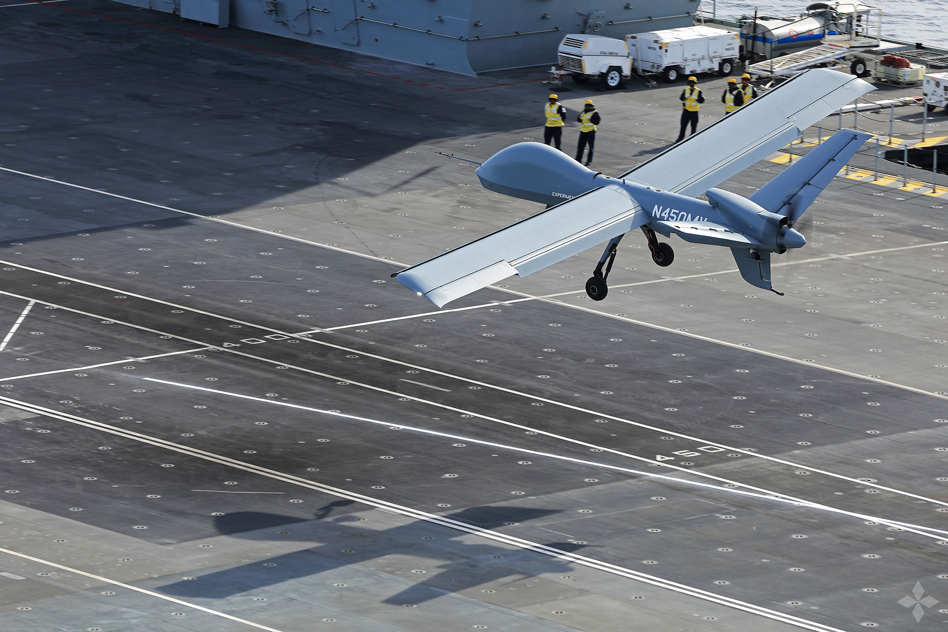 Photo of Mojave as it landed on the flight deck of the HMS Prince of Wales.